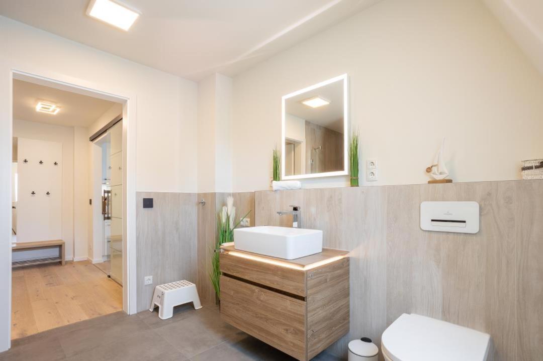 Villa Dornkamp 4 - Luxurioese Ferienwohnung Fuer 4 Personen Inklusive Balkon Und Sauna Timmendorfer Strand Exterior foto