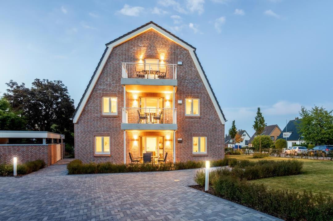 Villa Dornkamp 4 - Luxurioese Ferienwohnung Fuer 4 Personen Inklusive Balkon Und Sauna Timmendorfer Strand Exterior foto